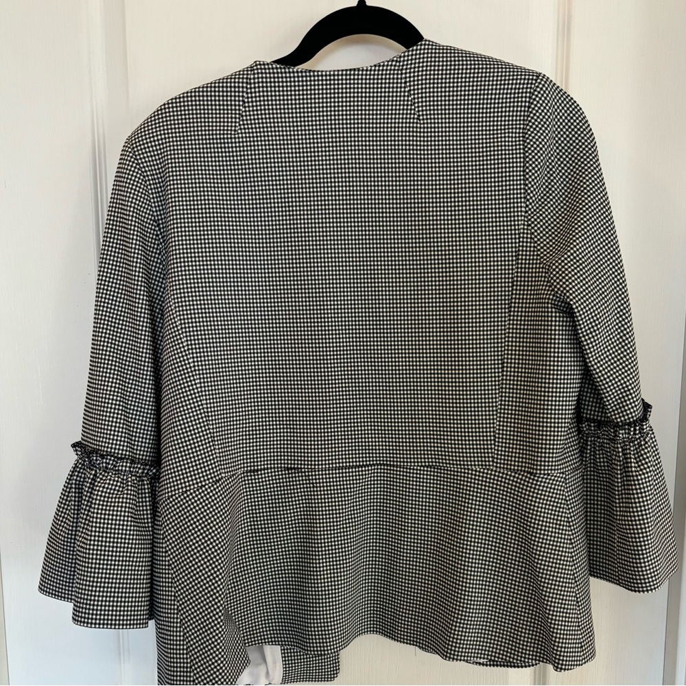 Halogen Crop Checkered Ruffle Back Jacket - Picture 4 of 4